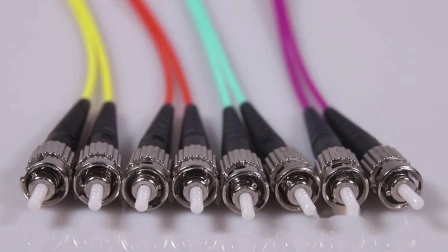 Sc/LC/FC/St/Mu/MTRJ/E2000/MPO Upc/APC Simplex/Duplex monomodo multimodo Om1/Om2/Om3/Om4/Om5 2,0/3,0mm, Cable de conexión de fibra óptica de 3 metros